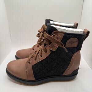 Sorel Woman’s Evie II Brown Black Lace Up Leather Boot- Size 8